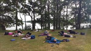 Yoga en été à Creach Gwenn Quimper